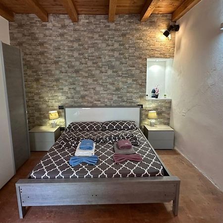 Appartamenti In Centro Storico A 15 Min Dal Lago D'Iseo - Free Wi-Fi - Ac Pallazzolo sullʼOglio Dış mekan fotoğraf